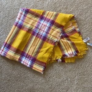 NWOT Cozy Blanket Scarf